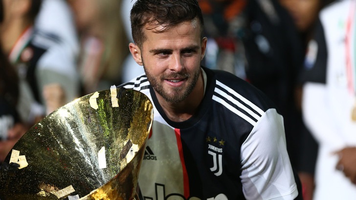 Juventus, Pjanic: «Vincenti grazie ad Allegri»