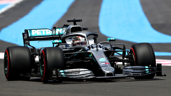 Gp Francia: Hamilton in pole, Leclerc terzo