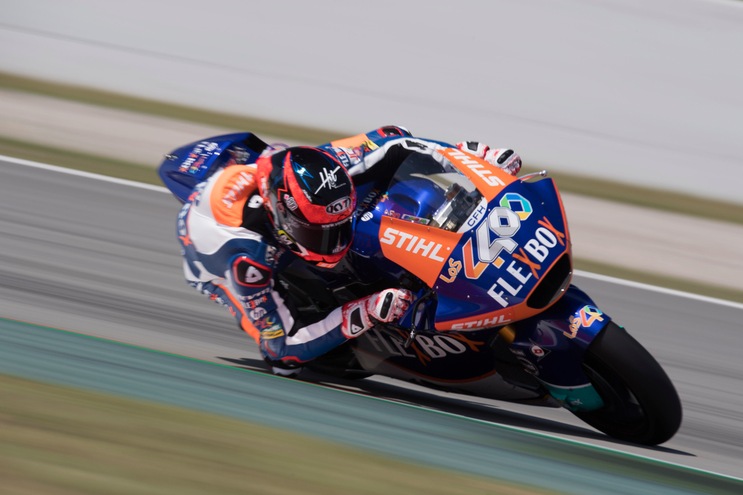 Moto2: ad Assen trionfa Fernandez. Terzo Marini