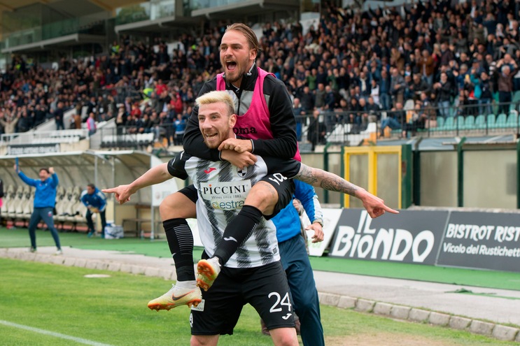 Teramo, presi Cianci e Viero dal Sassuolo