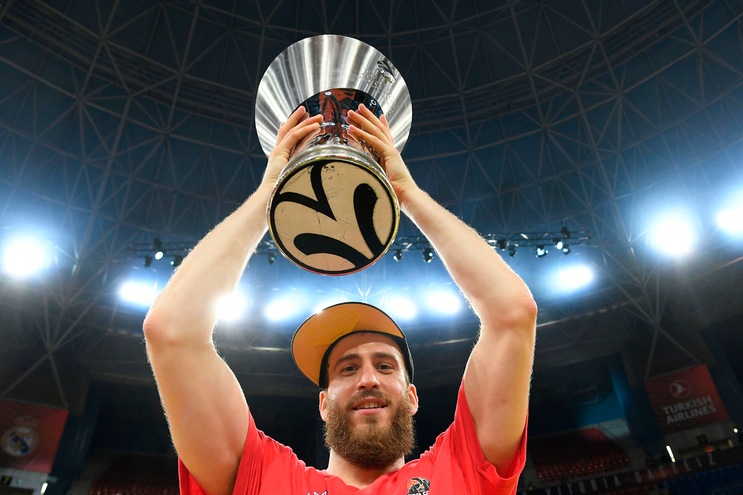 Olimpia Milano vicina a Sergio Rodriguez, Kelly alla Dolomiti Trentino