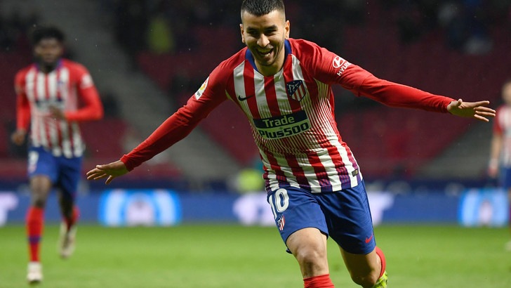 Milan, pressione su Correa