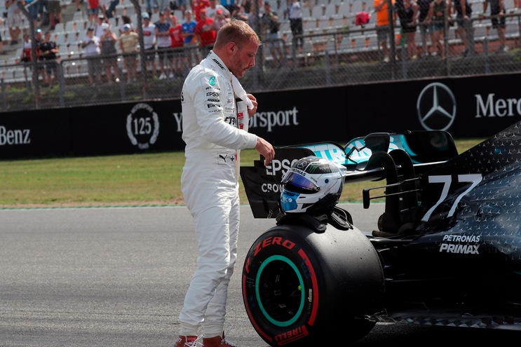 Bottas: "Scarso feeling in qualifica, bravo Hamilton"
