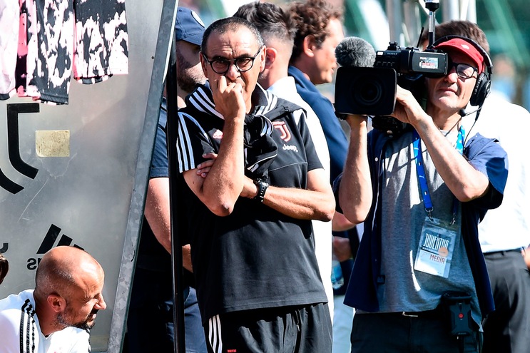 Juve Sarri Scalpita Vuole Il Napoli E Ora I Tifosi Lo Caricano