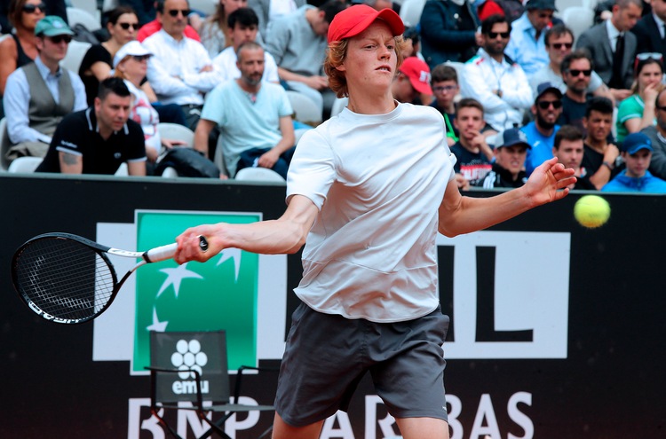 Us Open, Sinner esce a testa alta contro Wawrinka