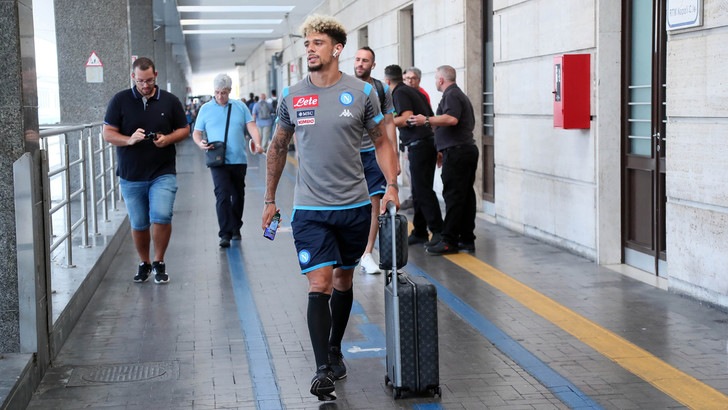 Footmercato: "Il Psg vuole Malcuit del Napoli"