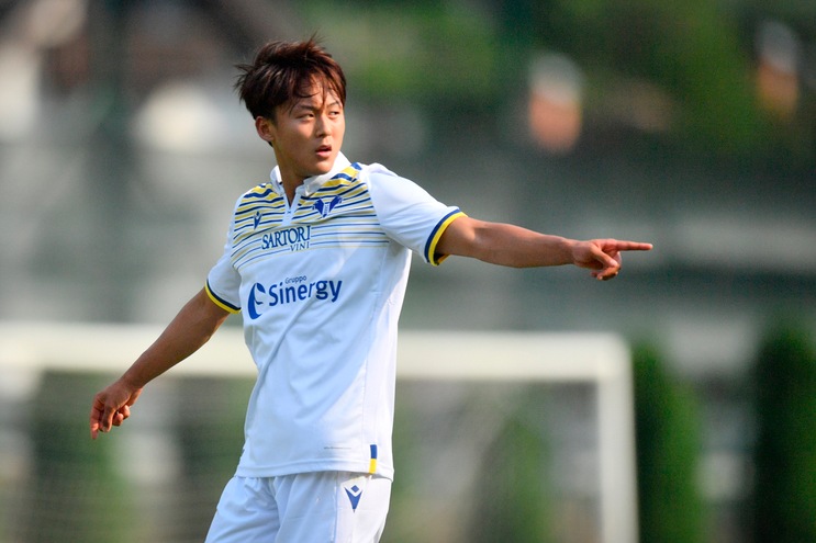 Verona, Lee a titolo definitivo al Sint-Truiden