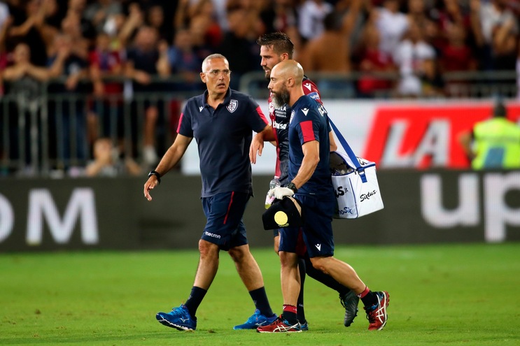 Cagliari, brutte notizie: lesione del crociato per Pavoletti