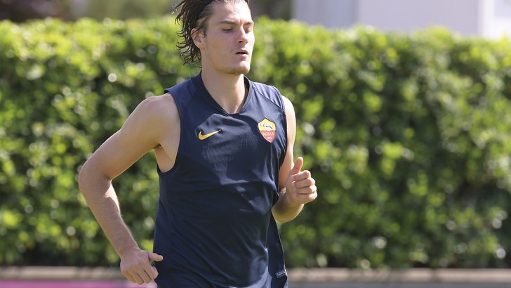 Roma, ufficiale la cessione di Schick al Lipsia. Mkhitaryan c'è