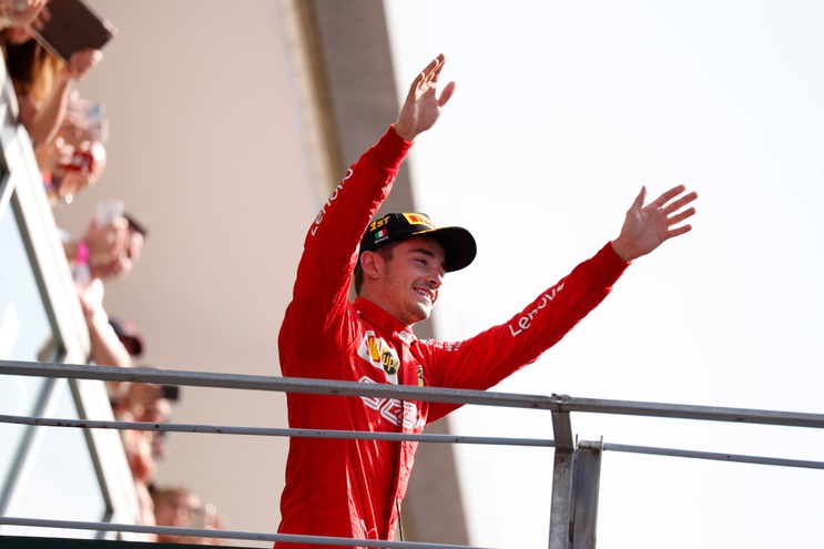 Ferrari: Leclerc osannato a Maranello