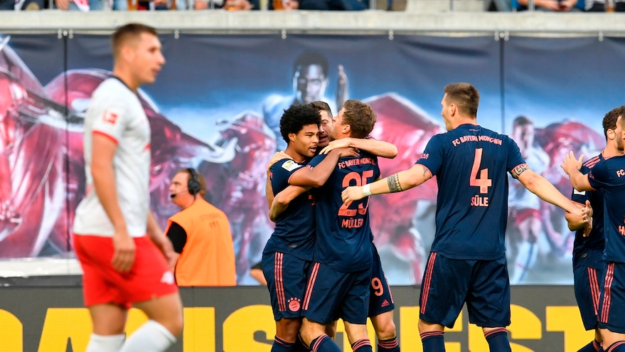 Bundesliga, Bayer Leverkusen travolto dal Dortmund. Pari tra Bayern e Lipsia