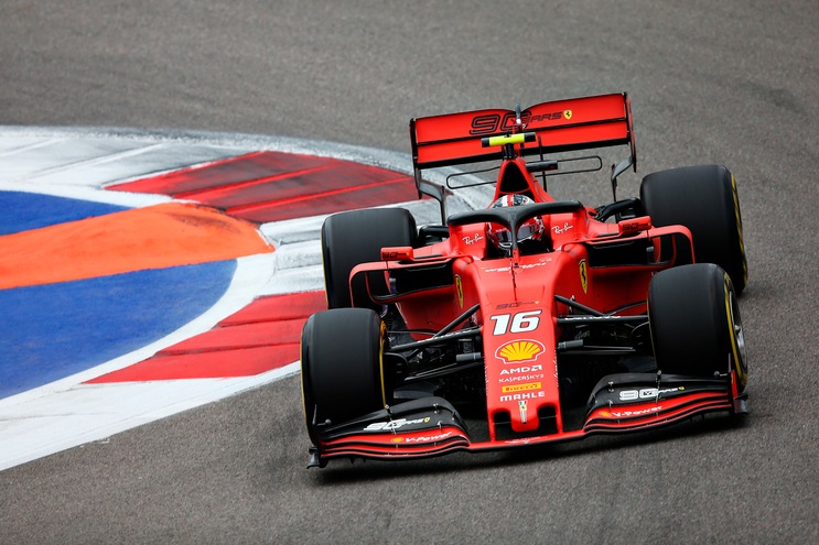 Gp Russia: Ferrari show nelle terze libere