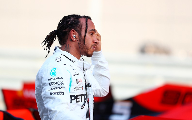 Hamilton: "Incredibile la potenza delle Ferrari"