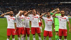 Turchia, saluto militare giocatori: l'Uefa apre un'inchiesta