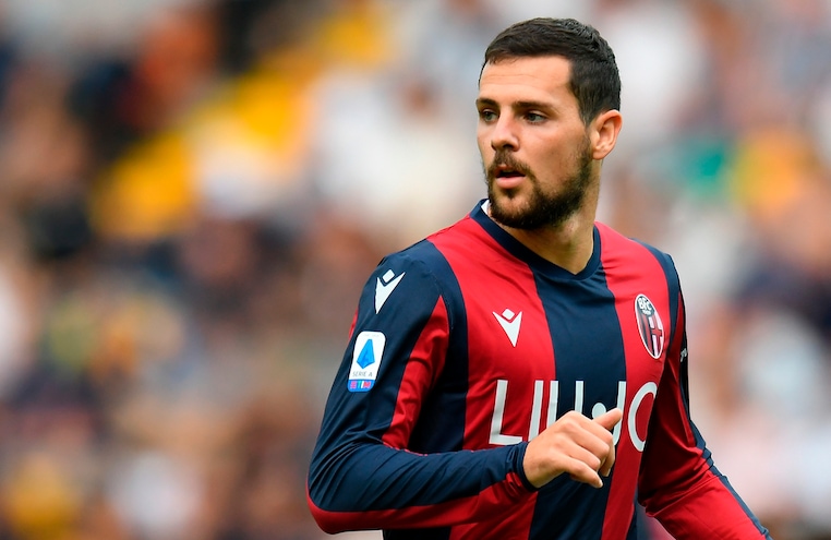 Bologna, Dijks in palestra. A parte Destro