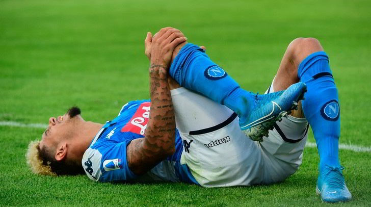 Napoli, Malcuit ko: lesione del crociato