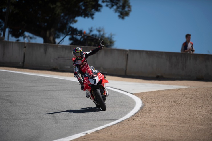 SuperBike: avanti con la Pirelli fino al 2023