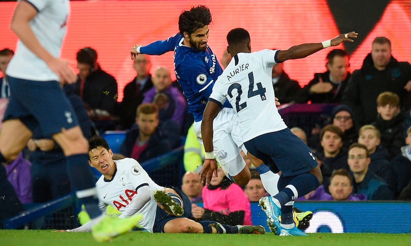 Everton, intervento perfettamente riuscito per André Gomes