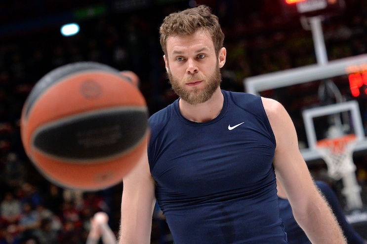 NBA, Pelicans-Bucks 127-113: buona prestazione di Melli