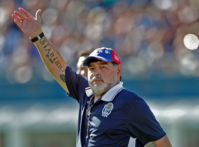 "Napoli, Maradona sogna di allenarti"