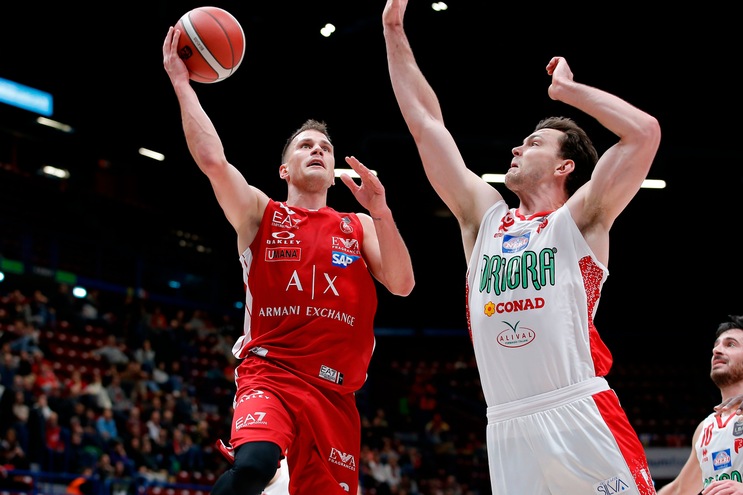 Milano domina Pistoia, 83-63 al Forum