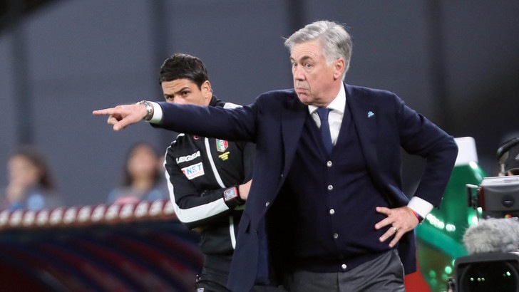 Napoli di nuovo in ritiro: ha deciso Ancelotti