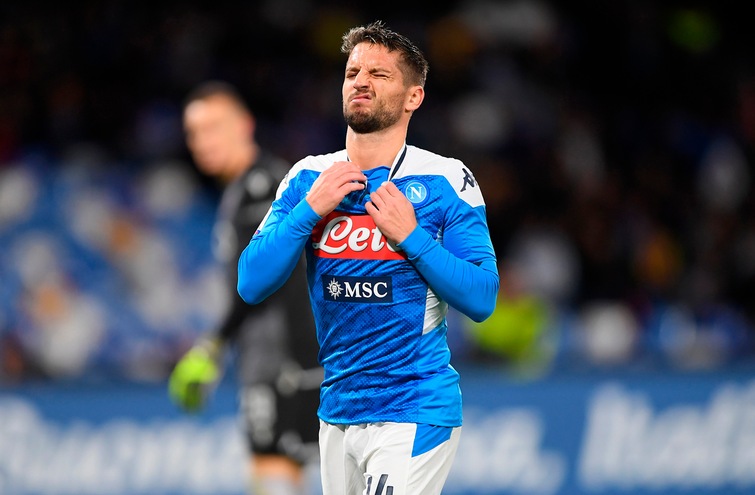 Napoli, Mertens fermato dall'influenza