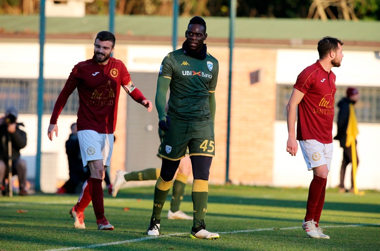 Balotelli, doppietta con il Brescia in amichevole