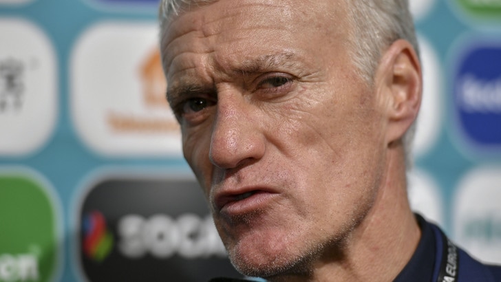 Deschamps: "Si gioca troppo, il calendario esploderà"