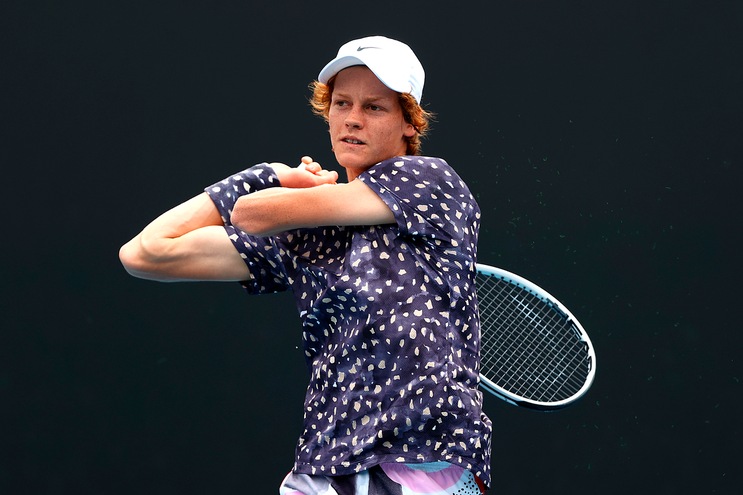 Australian Open, Fucsovics elimina Sinner al secondo turno