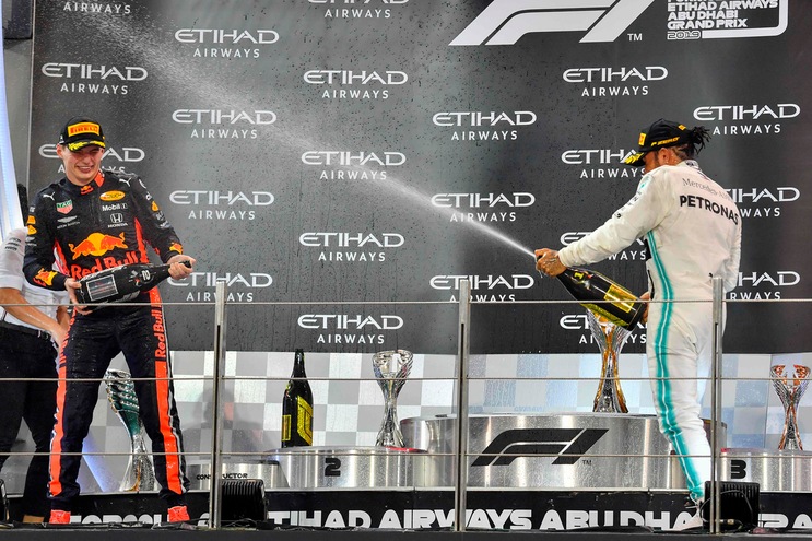 Verstappen: "Sotto pressione Hamilton si può battere"