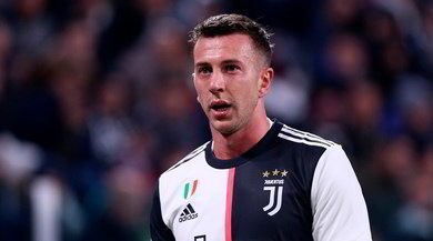 Juve, senti Bernardeschi: "Avrei voluto giocare con Boniperti, Baggio e Zidane" Juve, senti Bernardeschi: "Avrei voluto giocare con Boniperti, Baggio e Zidane"