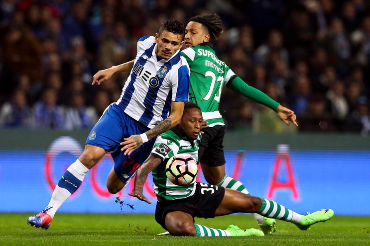 Roma, idea Soares partner di Dzeko