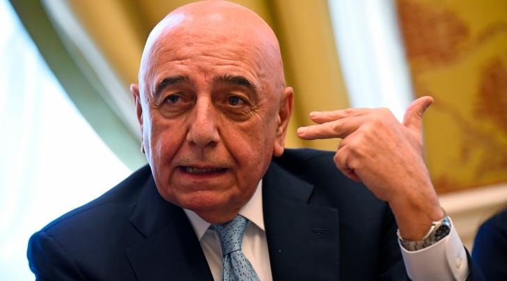 Galliani: "Salviamo il calcio. Serie A a 22 squadre"