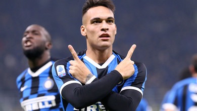"Lautaro-Barcellona: vicini alla fumata bianca"