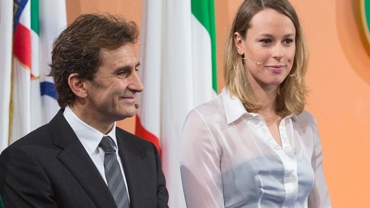 Zanardi, messaggio dalla Pellegrini: “Metticela tutta!”