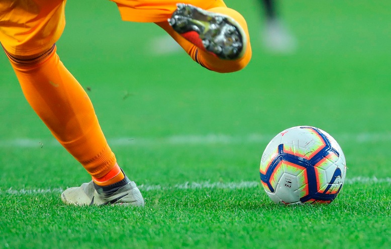 Ripresa calcetto, il Cts dice no