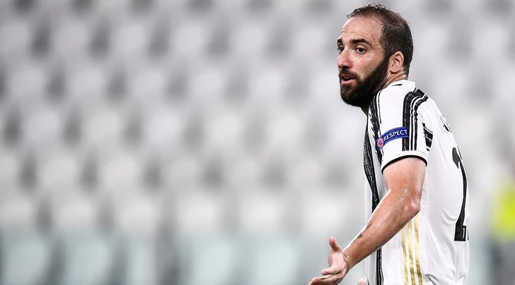 Higuain blocca la Juve! Il Pipita vuole restare: la grana di Paratici