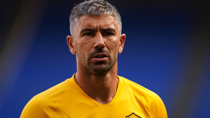 Inter guerriera per Conte con Kolarov e Vidal