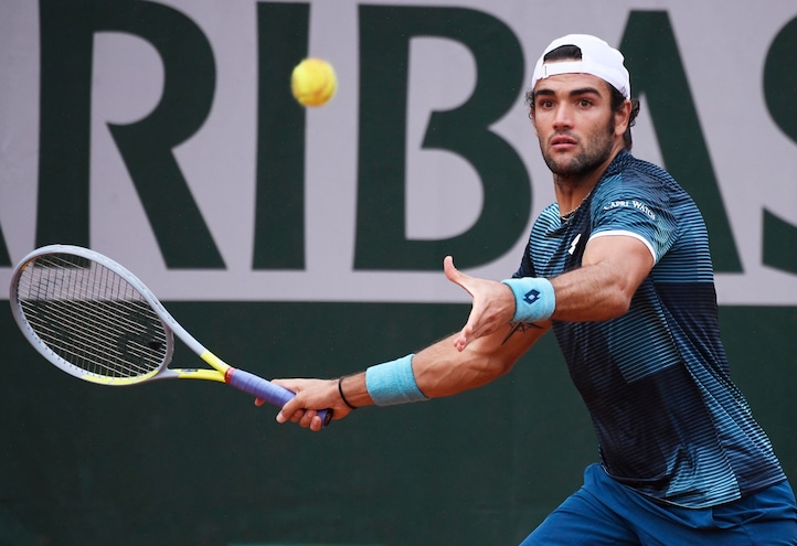 Roland Garros, Berrettini al secondo turno: battuto Pospisil