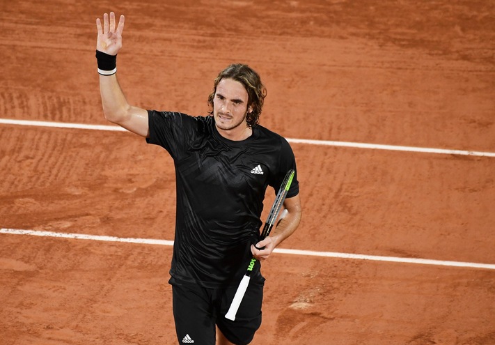 Roland Garros, Tsitsipas rimonta Munar e vince