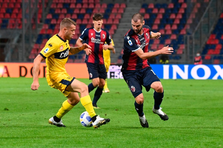 Il Bologna perde Poli: perone destro fratturato