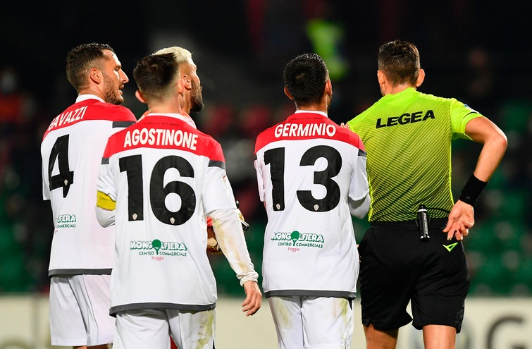 Casertana-Foggia 0-2: decidono Rocca e Vitale