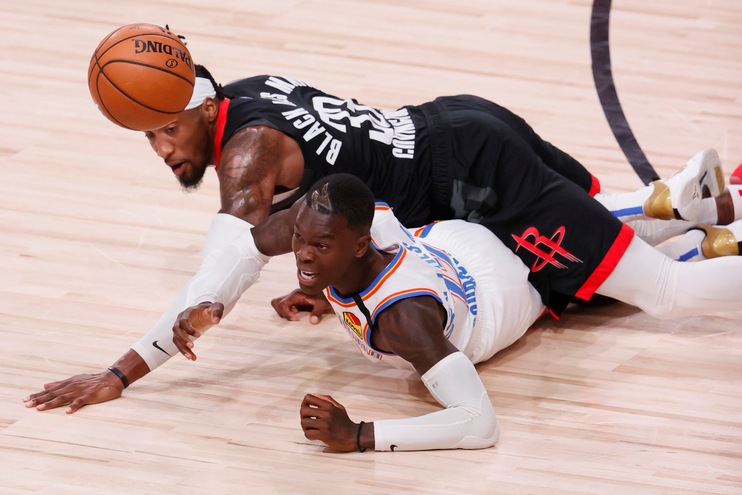 Nba, ufficiale: Dennis Schroder ai Lakers