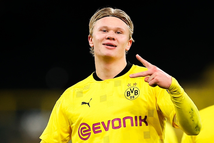 Haaland show, il Borussia vince. Poker e qualificazione per il Barcellona, vincono Psg e United