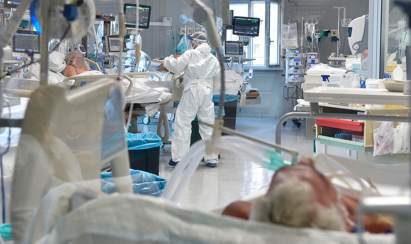 Coronavirus in Italia: 785 morti, ma calano i ricoveri