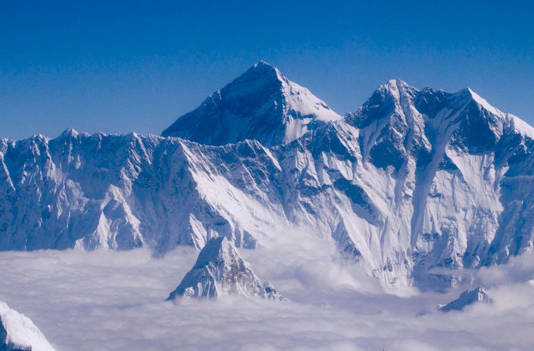 L'Everest continua a crescere: 86 centimetri in più