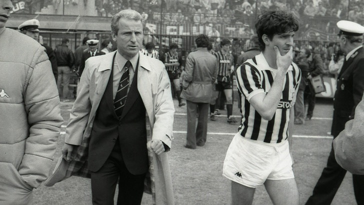 Da Trapattoni e Zoff a Cabrini e Boniek: l'addio a Paolo Rossi