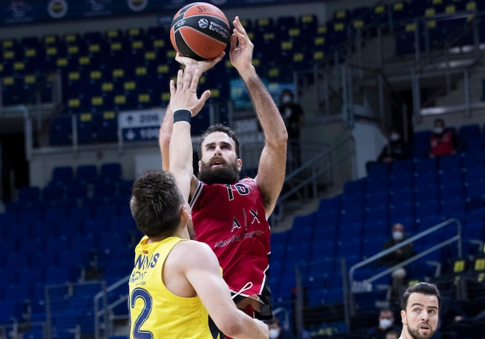 Eurolega, l'Olimpia domina a casa del Fenerbahce