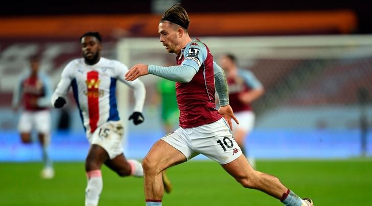 Grealish e la "moda" dei calzettoni abbassati: "Il motivo? Colpa di una lavatrice"